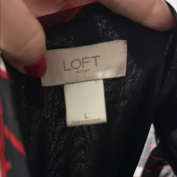 Chic Red and Black Geometric Dress - Picture 2 of 9